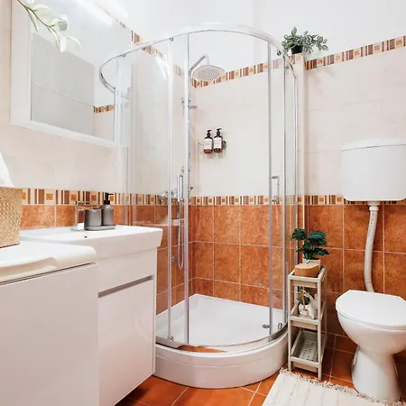 Apartment Aesthetic Old Town Renovated